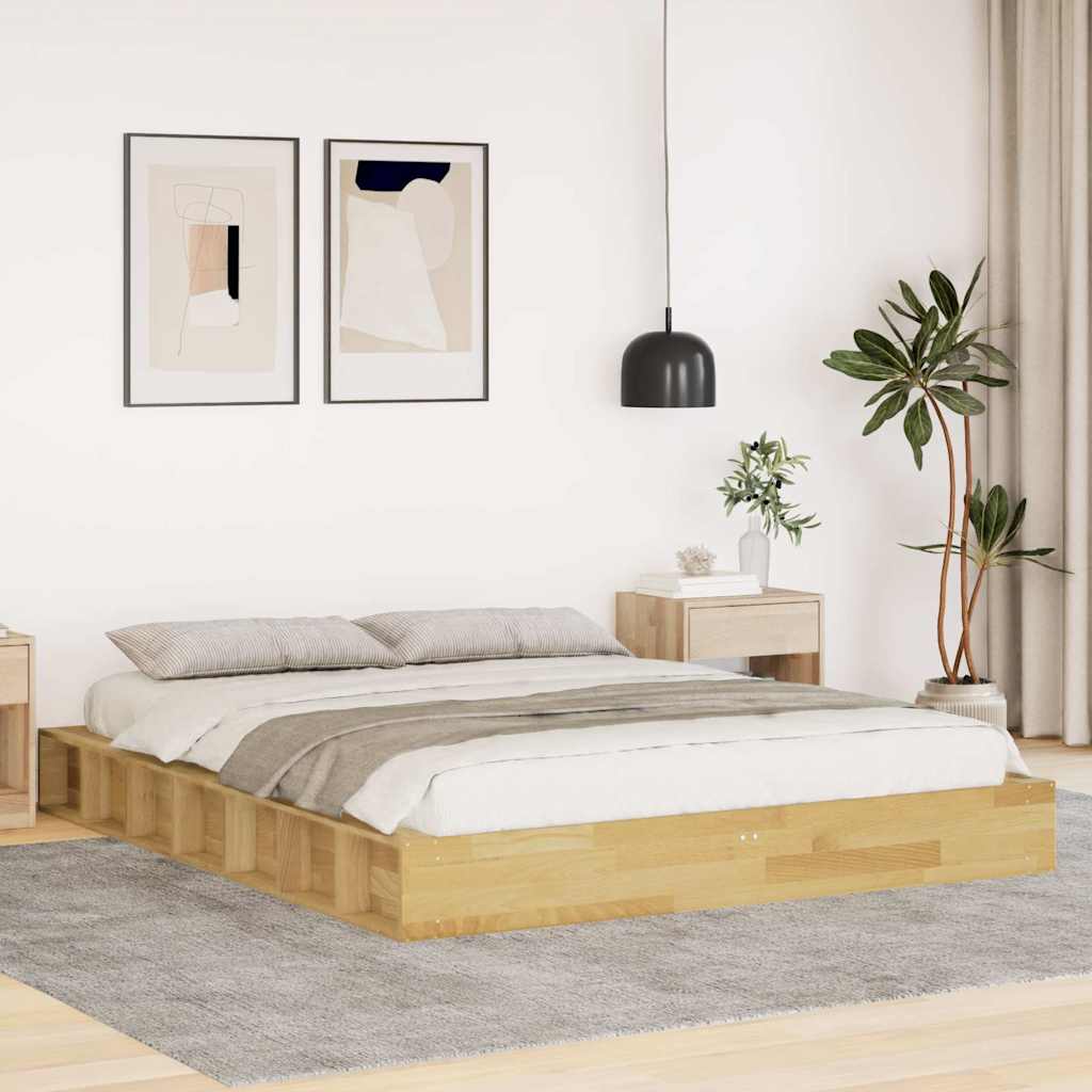 Sängynrunko ilman patjaa 135x190 cm massiivipuutammea