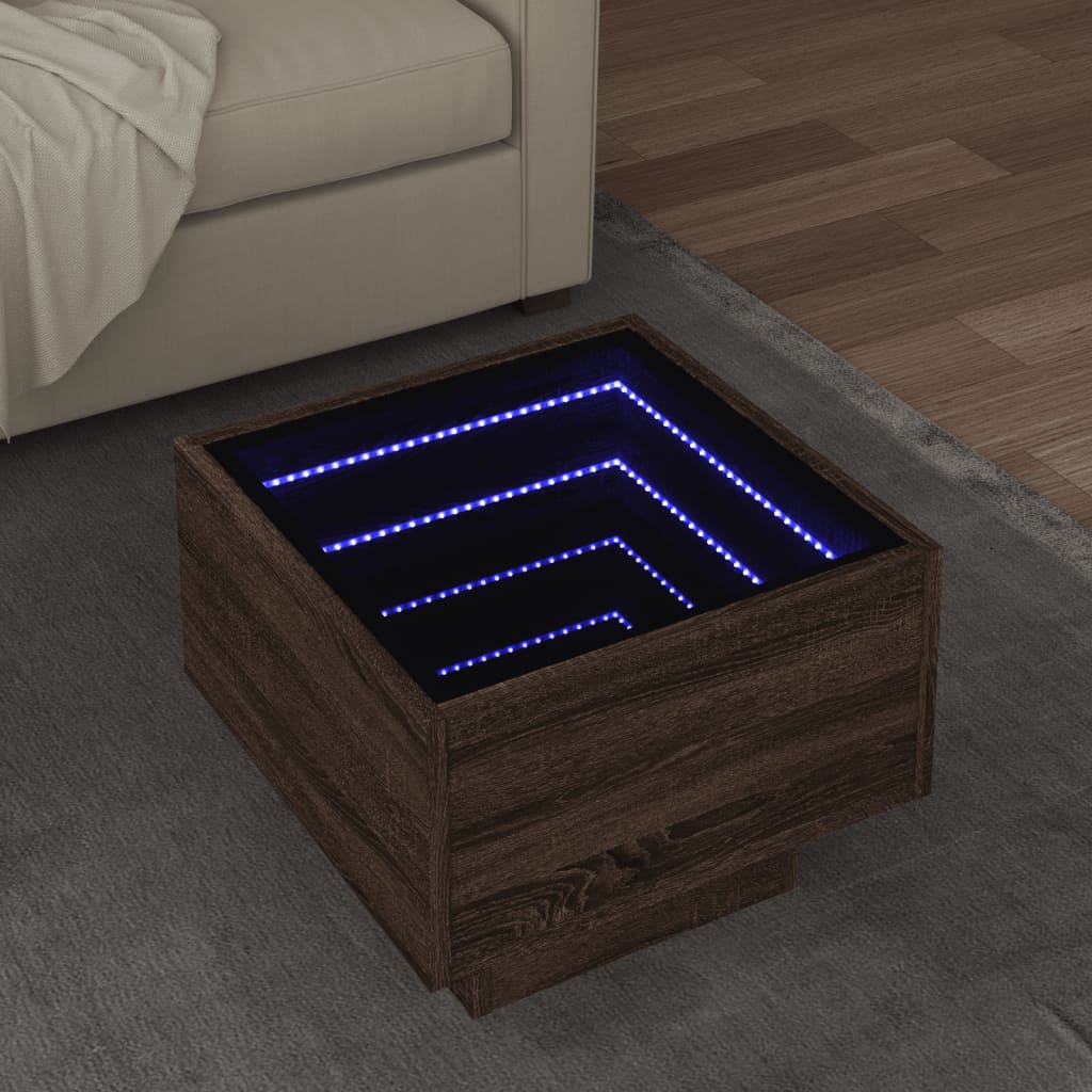 Sivupöytä LED-valoilla ruskea tammi 40x40x30 cm tekninen puu