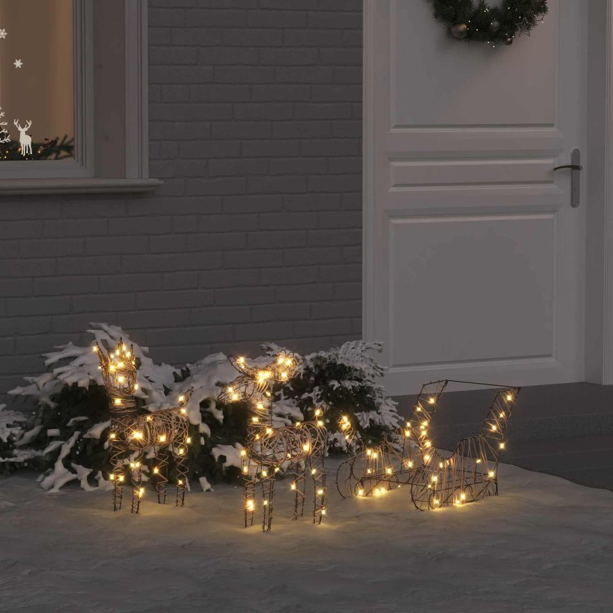 Poron vetämä joulusleigh Lämpimän Valkoinen Rottinki