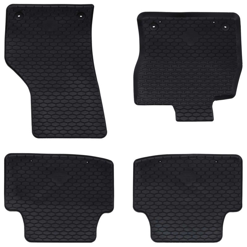 Auton matto 4 pcs Musta sopiva Škodalle OCTAVIA III 2013-2019