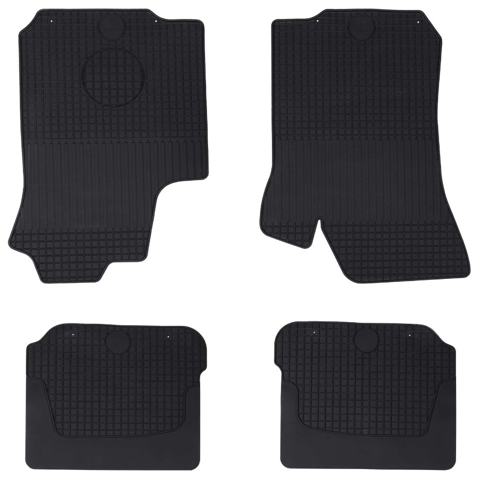Auton matto 4 pcs Musta ŠKODA OCTAVIA I 97-04 Kumi