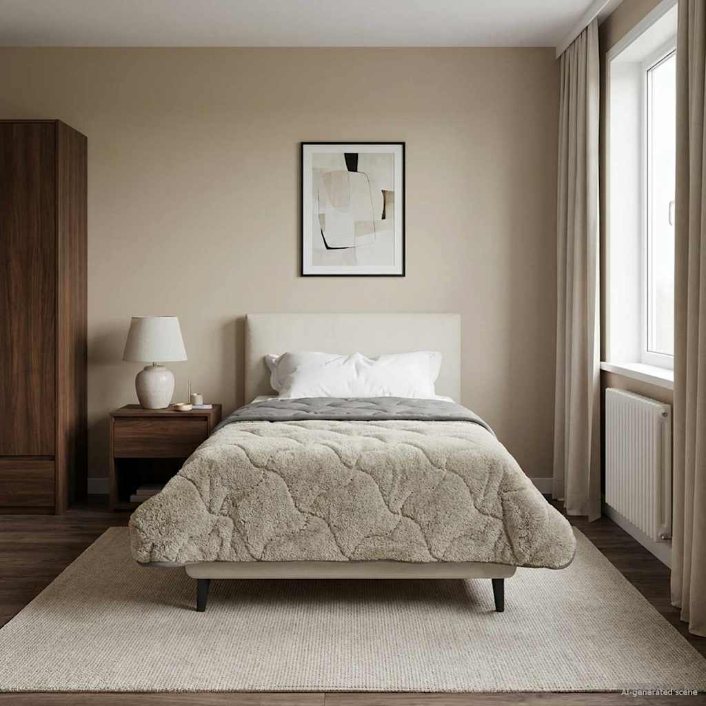 Talvityyny Quiltottu Vaaleanharmaa 155 x 220 cm